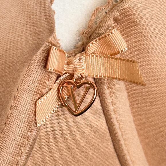 Victoria's Secret Beige Lined Demi Underwire Bra Adjustable Straps 34DD - Picture 3 of 8